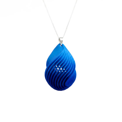 Maxi Petal Pendant Necklace