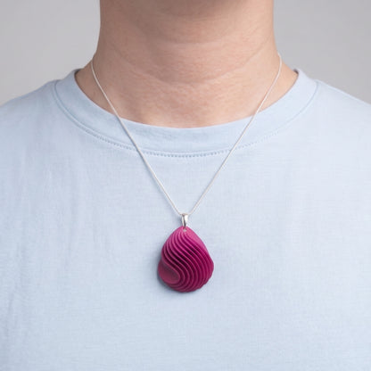 Midi Petal Pendant Necklace