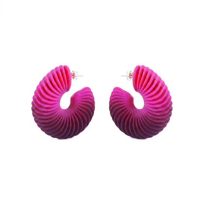 Midi Wave Hoops